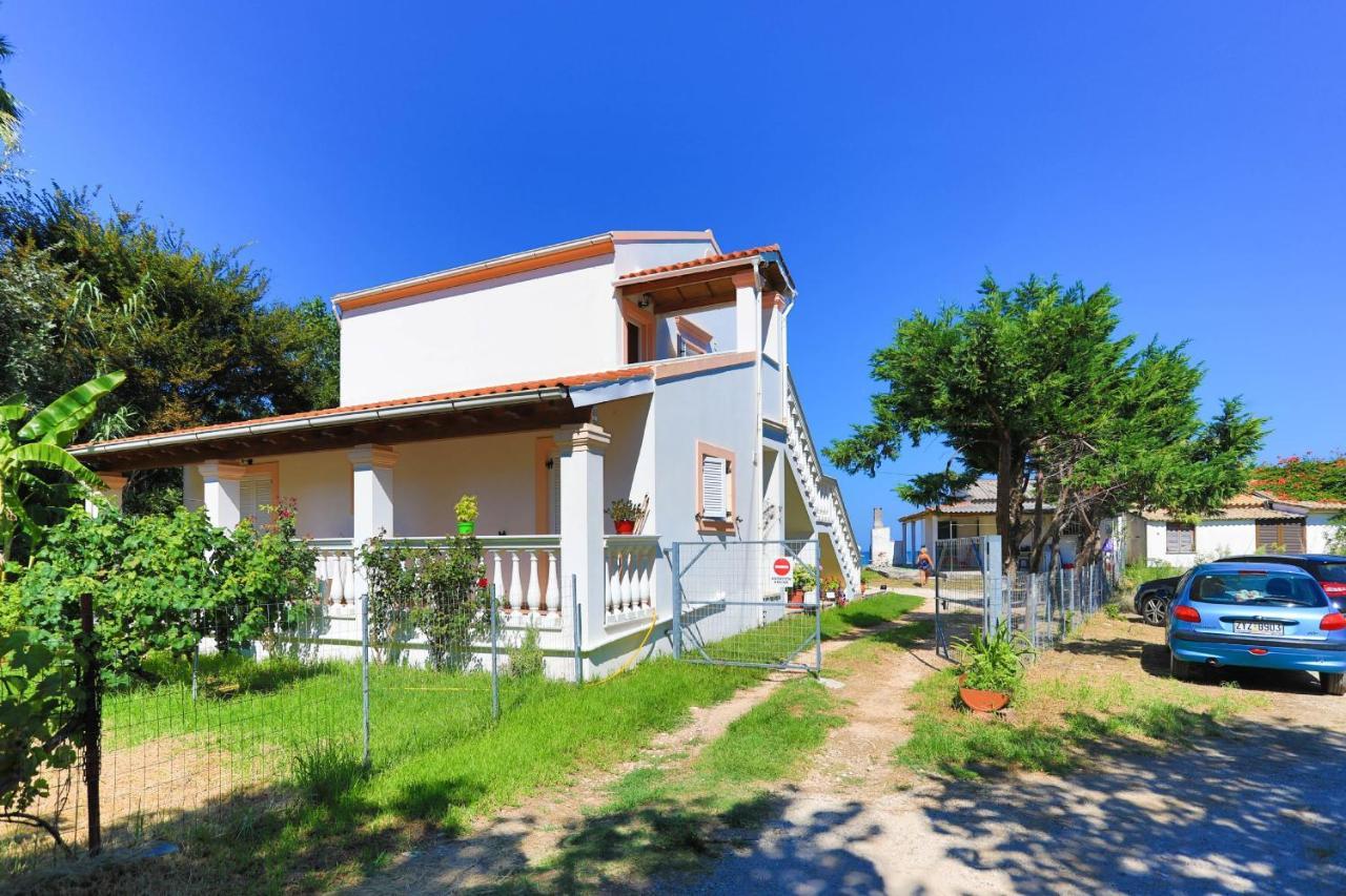 Beach Villa Vasso 아카라비 외부 사진